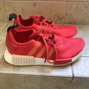 NMD R1 coral/red